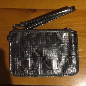 Michael kors wristlet